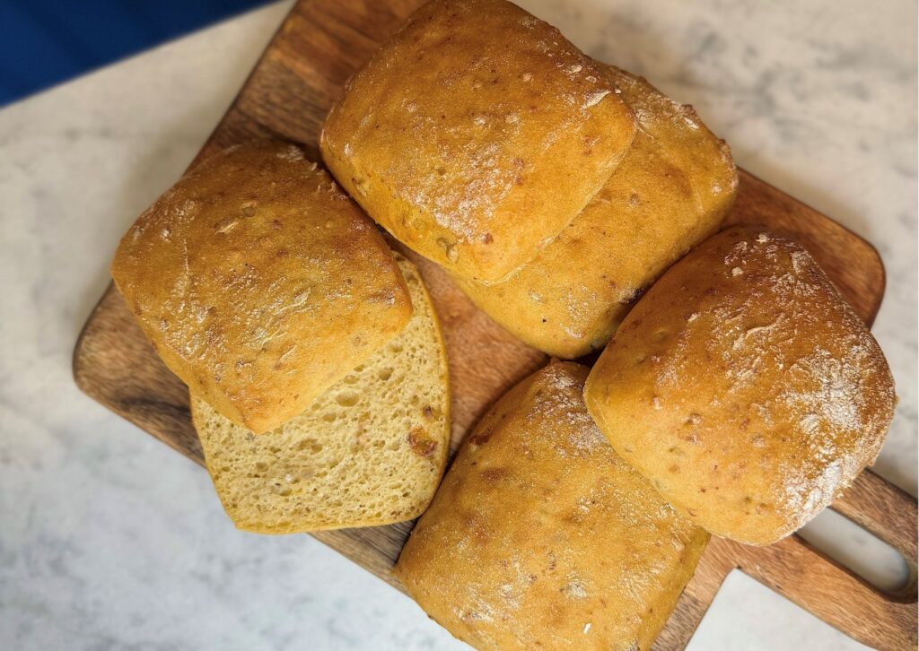 Glutenfritt aprikosbröd