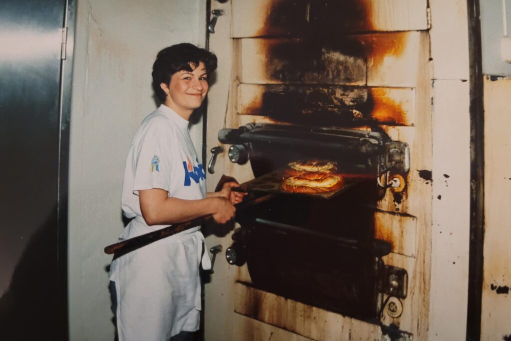 Anna-Karin och Martells - historisk bild från förr